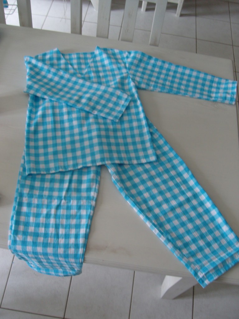 patron couture gratuit pyjama bébé